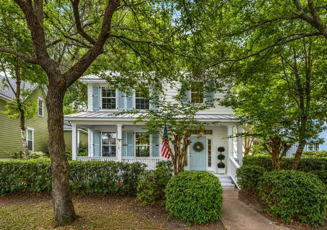 Homes for sale in Daniel Island, SC | 3027 Baltimore St, Daniel Island, SC 29492 | MLS# 26012953