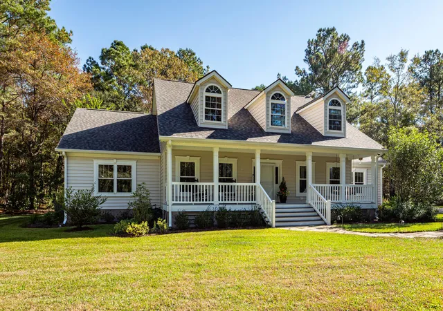 Photo 3 of Single family home for sale at 5950 Lowell Reed Rd, Ravenel, SC 29470 | MLS# 26014461 | Listing updated on 2026-09-08