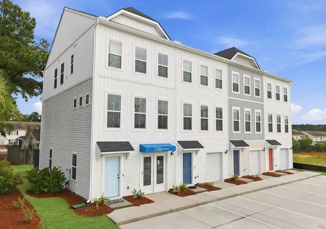 Photo 3 of Townhouse for sale at 4633 Forest Hills Dr #904, North Charleston, SC 29418 | MLS# 26022447 | Listing updated on 2026-09-15