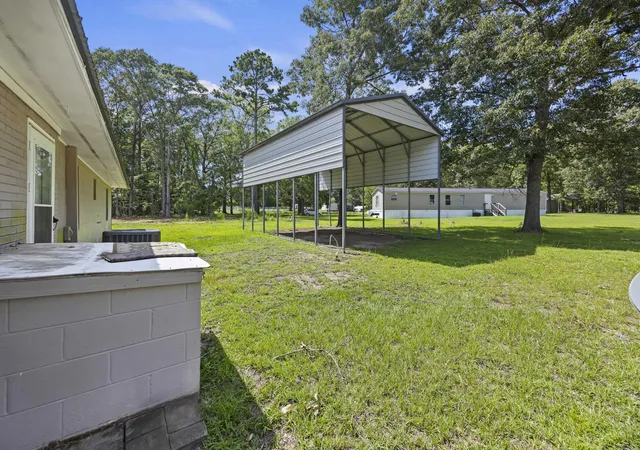 Photo 2 of Single family home for sale at 1416 Litzler Dr, Manning, SC 29102 | MLS# 26019935 | Listing updated on 2026-08-18