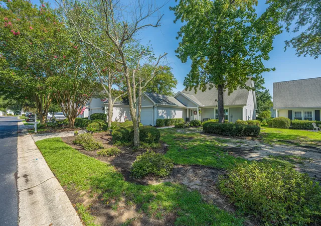 Photo 4 of Single family home for sale at 9090 Hadley Ct, North Charleston, SC 29406 | MLS# 26023796 | Listing updated on 2026-09-17
