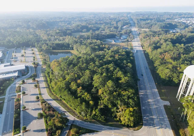 Photo 3 of Land for sale at 565 Robert Smalls Pkwy, Beaufort, SC 29906 | MLS# 24029797 | Listing updated on 2025-11-27