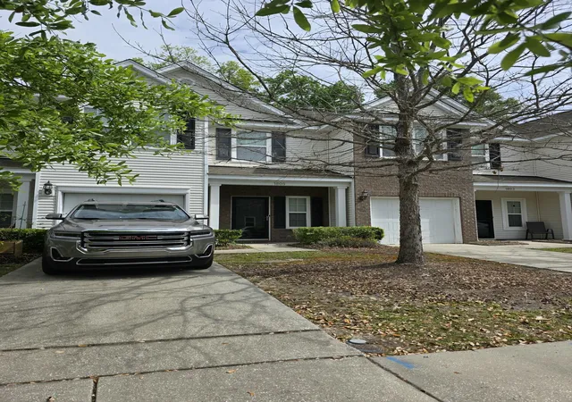 Photo 3 of Townhouse for sale at 1805 Heldsberg Dr, Charleston, SC 29414 | MLS# 26009792 | Listing updated on 2026-09-18