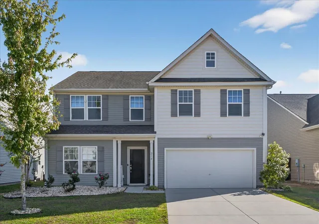 Homes for sale in Summerville, SC | 210 Wood Thrush Wy, Summerville, SC 29486 | MLS# 26009110