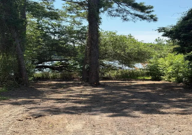Homes for sale in Johns Island, SC | 6076 Overlook Rd, Johns Island, SC 29455 | MLS# 25017497
