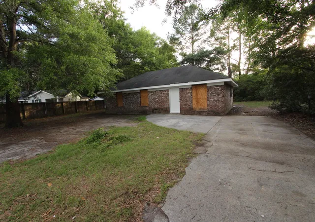 Homes for sale in Johns Island, SC | 3326 Jules Dr, Johns Island, SC 29455 | MLS# 26015290