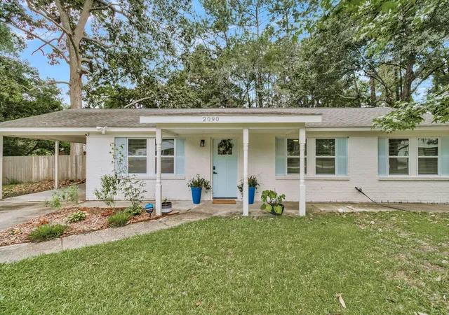 Photo 1 of Single family home for sale at 2090 Green Park Ave, Charleston, SC 29414 | MLS# 26020729 | Listing updated on 2026-09-17
