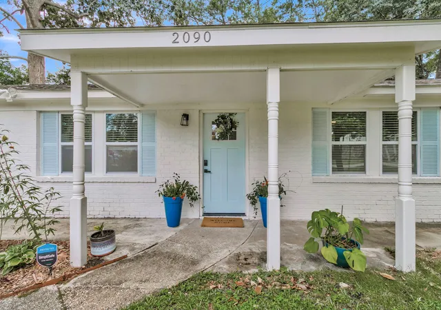 Photo 2 of Single family home for sale at 2090 Green Park Ave, Charleston, SC 29414 | MLS# 26020729 | Listing updated on 2026-09-17