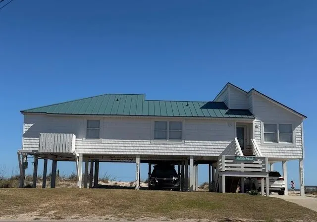 Photo 1 of Single family home for sale at 134 Palmetto Blvd, Edisto Island, SC 29438 | MLS# 26021252 | Listing updated on 2026-08-29
