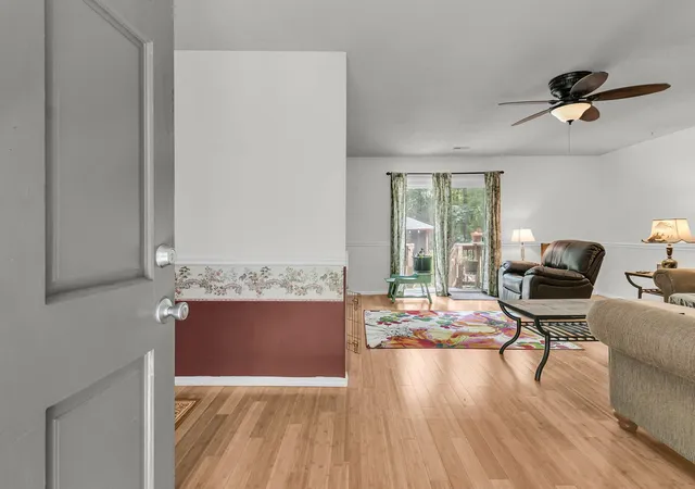 5th image of 360 W Smith St, Summerville, SC 29485 | MLS# 26016944
