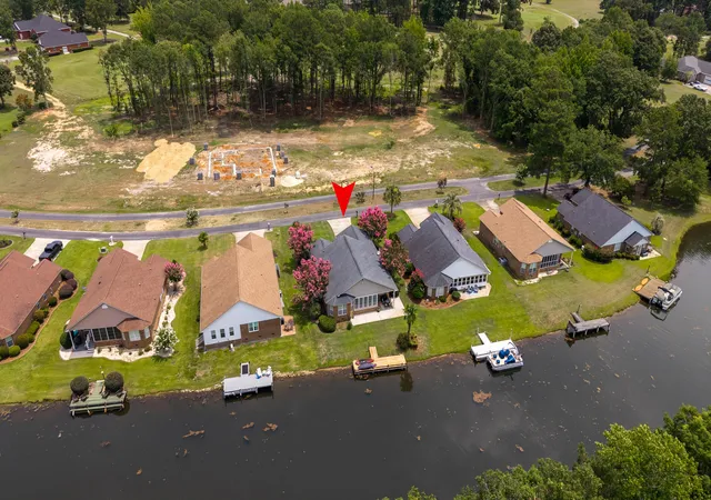 Homes for sale in Manning, SC | 85 Ridge Lake Dr, Manning, SC 29102 | MLS# 26019417