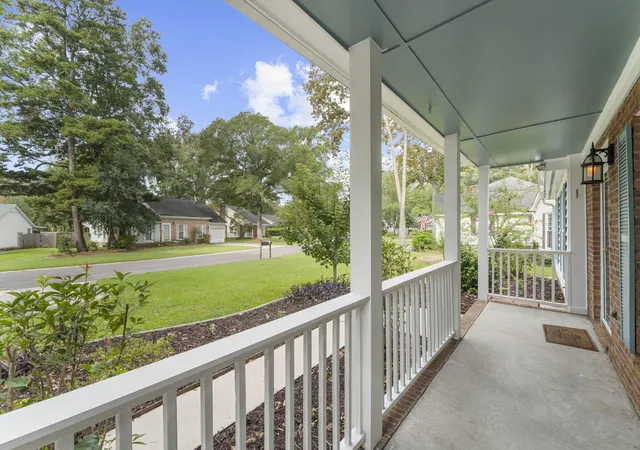 Photo 2 of Single family home for sale at 108 New Spring Ct, Summerville, SC 29485 | MLS# 26024371 | Listing updated on 2026-10-01
