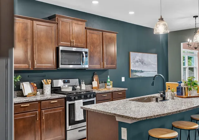 2nd image of 215 Shadybrook Dr, Summerville, SC 29486 | MLS# 26021556