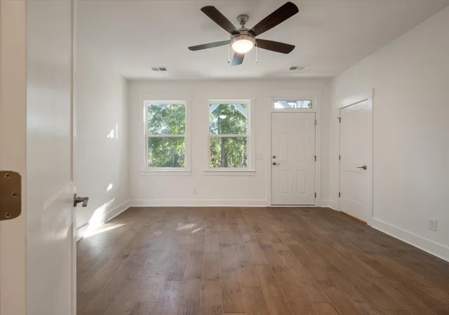Photo 3 of Townhouse for sale at 461 Katies Scenic Ct, Charleston, SC 29492 | MLS# 26024444 | Listing updated on 2026-08-28