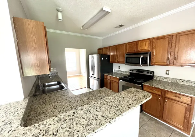 Photo 4 of Single family home for sale at 113 Britton Ln, North Charleston, SC 29418 | MLS# 26019533 | Listing updated on 2026-09-11