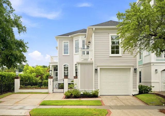 Photo 2 of Single family home for sale at 1344 Penshell Pl, Mount Pleasant, SC 29464 | MLS# 26021696 | Listing updated on 2026-09-10