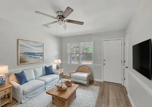 5th image of 1746 E Avalon Cir, Charleston, SC 29407