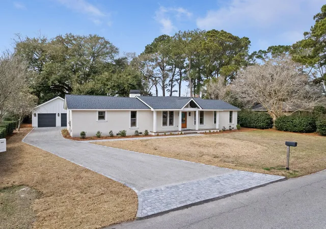 1st image of 914 Cliffwood Dr, Mount Pleasant, SC 29464 | MLS# 26006150