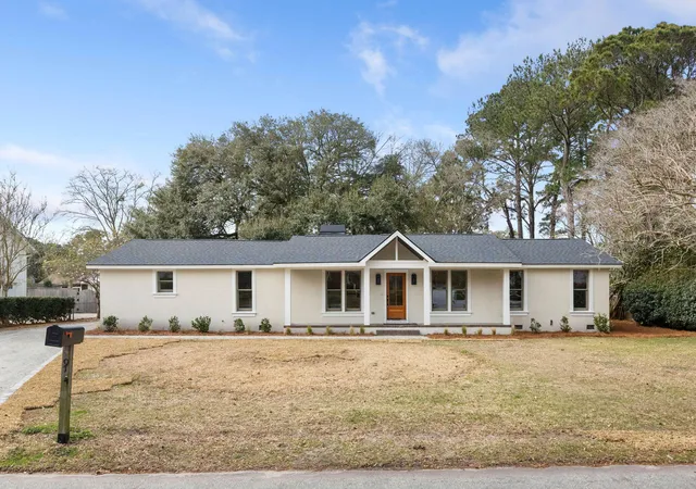 2nd image of 914 Cliffwood Dr, Mount Pleasant, SC 29464 | MLS# 26006150
