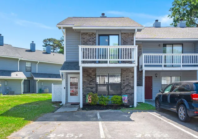 Homes for sale in North Charleston, SC | 2453 Sorrell Ave, North Charleston, SC 29406 | MLS# 26019245