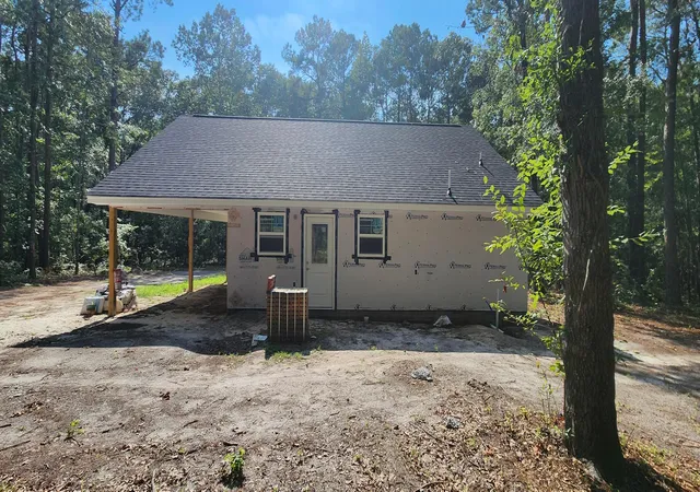 Photo 4 of Single family home for sale at 1600 Stukes Rd, Manning, SC 29102 | MLS# 26022273 | Listing updated on 2026-08-06