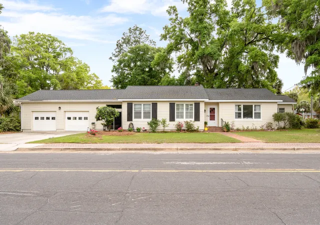 3rd image of 544 3Rd Ave, Ridgeland, SC 29936 | MLS# 26020027