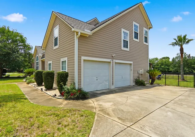 4th image of 5043 Spaniel Dr, North Charleston, SC 29405 | MLS# 26017521