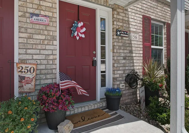 Photo 3 of Townhouse for sale at 156 Pine Shadow Dr, Goose Creek, SC 29445 | MLS# 26023120 | Listing updated on 2026-09-21