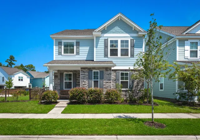 Photo 1 of Single family home for sale at 122 Loon Dr, Summerville, SC 29483 | MLS# 26024367 | Listing updated on 2026-09-17