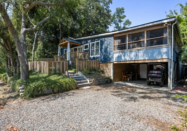 Homes for sale in Folly Beach, SC | 212 E Hudson Ave, Folly Beach, SC 29439 | MLS# 26010157