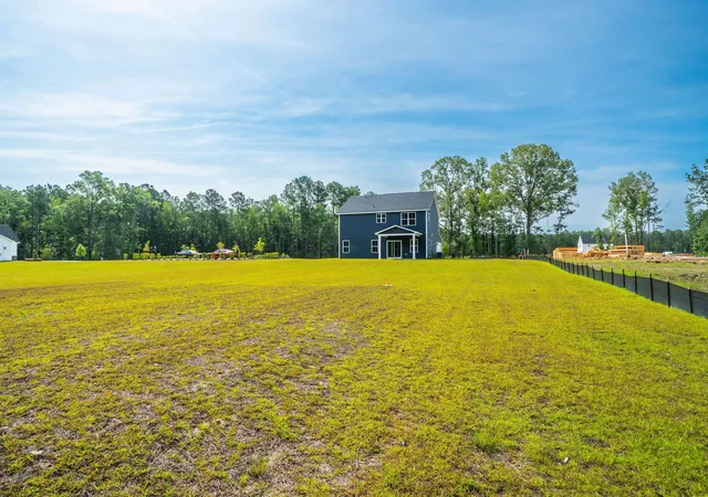 Homes for sale in Ridgeville, SC | 1018 Lacebark Dr, Ridgeville, SC 29472 | MLS# 26017077