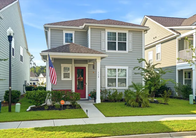 Photo 3 of Single family home for sale at 119 Petrell Rd, Summerville, SC 29483 | MLS# 26021775 | Listing updated on 2026-10-27