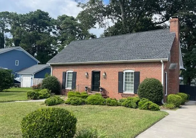 Photo 1 of Single family home for sale at 924 Ravenswood Dr, Charleston, SC 29412 | MLS# 26027383 | Listing updated on 2026-10-21