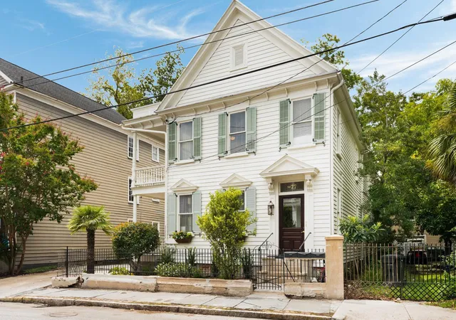 Homes for sale in Charleston, SC | 77 Pitt St, Charleston, SC 29403 | MLS# 26006583