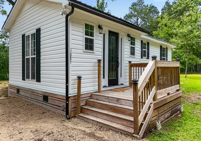 3rd image of 1085 Homestead Rd, Saint Stephen, SC 29479 | MLS# 26022062