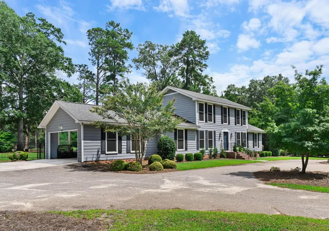 Photo 2 of Single family home for sale at 1457 Lee Blvd, Orangeburg, SC 29118 | MLS# 26020248 | Listing updated on 2026-08-04