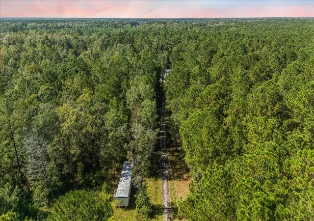 Photo 4 of Manufactured home for sale at 130 Tygerpaw Trl, Saint Stephen, SC 29479 | MLS# 25027310 | Listing updated on 2026-01-07