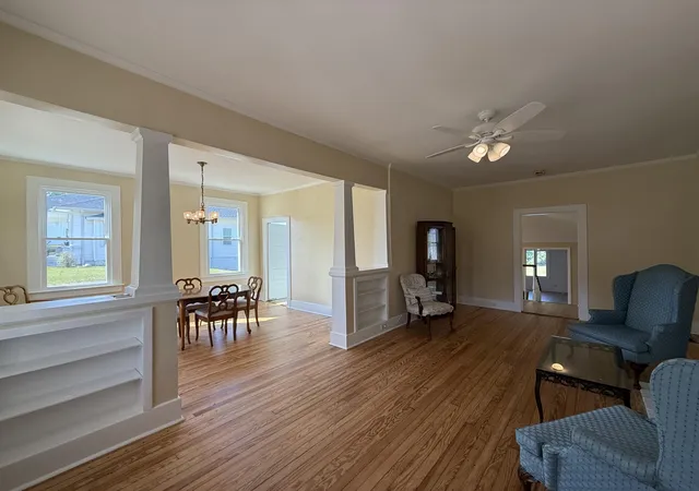 Photo 3 of Single family home for sale at 215 Church St, Edgefield, SC 29824 | MLS# 25025549 | Listing updated on 2026-08-05
