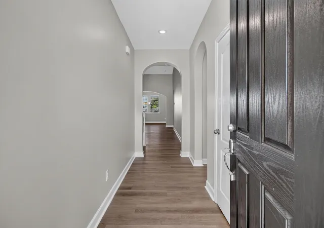 Photo 3 of Single family home for sale at 308 Nuttall Dr, Summerville, SC 29486 | MLS# 26023527 | Listing updated on 2026-10-02