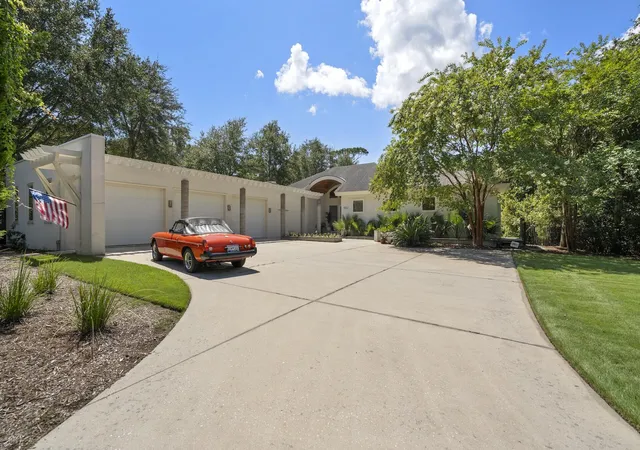 Photo 2 of Single family home for sale at 4853 Marshwood Dr, Hollywood, SC 29449 | MLS# 26023045 | Listing updated on 2026-09-16