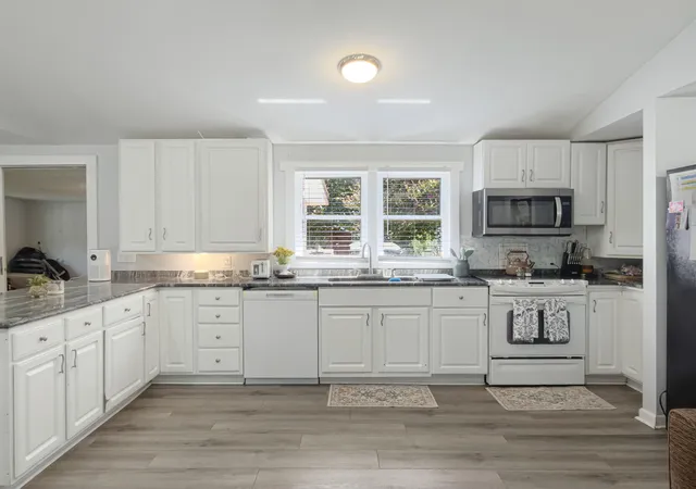 Photo 2 of Single family home for sale at 2571 Camden Rd, Holly Hill, SC 29059 | MLS# 26020289 | Listing updated on 2026-08-22