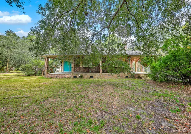 3rd image of 1229 Central Ave, Summerville, SC 29483 | MLS# 25026562