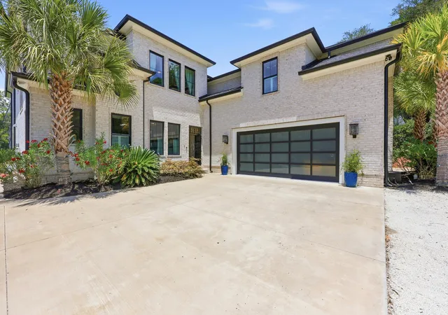 2nd image of 547 Bannockburn Dr, Pawleys Island, SC 29585 | MLS# 26017986