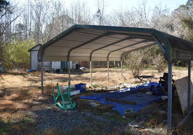Photo 4 of Sale Pending at 5915 Exodus Dr, Georgetown, SC 29440 | MLS# 26000296 | Listing updated on 2026-01-07