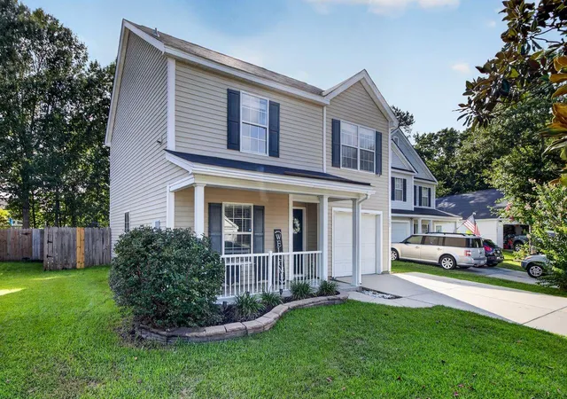 Photo 3 of Single family home for sale at 1007 Friartuck Trl, Ladson, SC 29456 | MLS# 26022727 | Listing updated on 2026-09-15