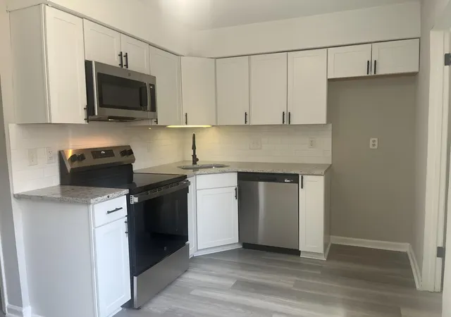 Homes for sale in Charleston, SC | 519 Parkdale Dr #Apt J, Charleston, SC 29414 | MLS# 26014852
