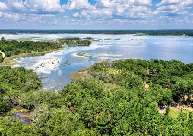 Photo 3 of Sale Pending at 6258 Josie Ridge Rd, Wadmalaw Island, SC 29487 | MLS# 26021194 | Listing updated on 2026-09-17