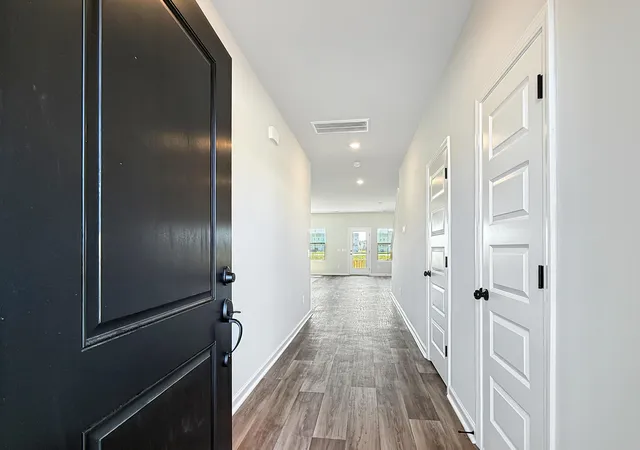 4th image of 784 Ridgley Dr, Summerville, SC 29486 | MLS# 26023671