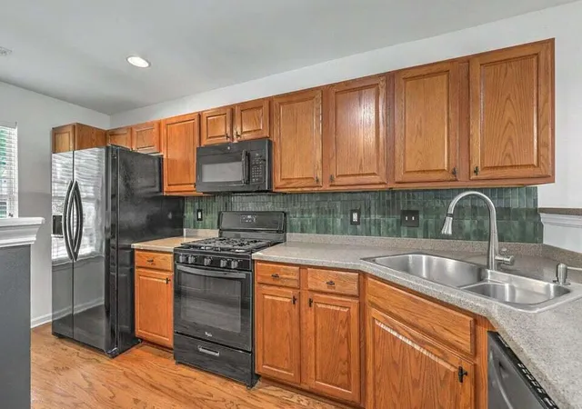 Photo 3 of Townhouse for sale at 8658 Grassy Oak Trl, North Charleston, SC 29420 | MLS# 26019740 | Listing updated on 2026-09-16