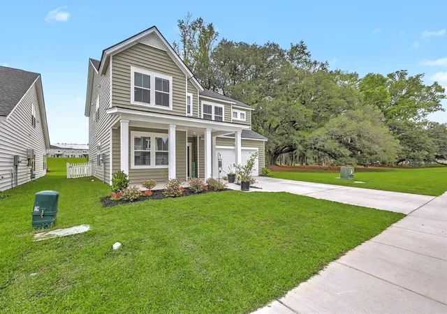 Photo 2 of Single family home for sale at 411 Cropfield Dr, Summerville, SC 29485 | MLS# 26017990 | Listing updated on 2026-09-15